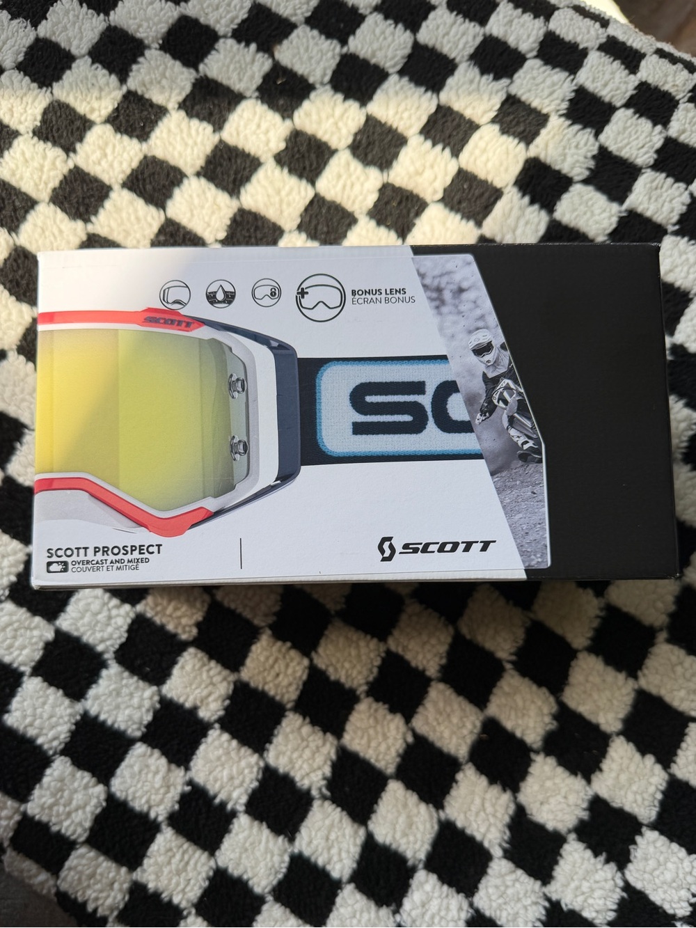 SCOTT Prospect  Goggles - White/Red Frame with Yellow Lens and clear